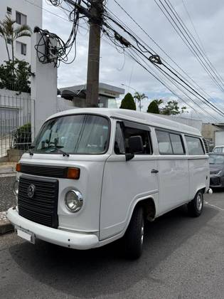 VOLKSWAGEN KOMBI 1.4 MI STD 8V FLEX 4P MANUAL